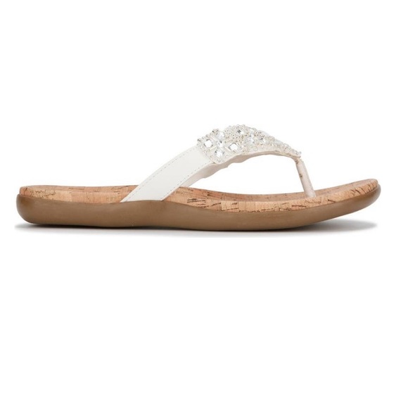 Kenneth Cole Jewel Embellished GlamAthon Flip Flop - Picture 9 of 12